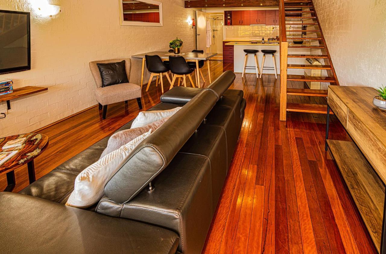 Great Escape Lofts Aparthotel Gloucester Buitenkant foto