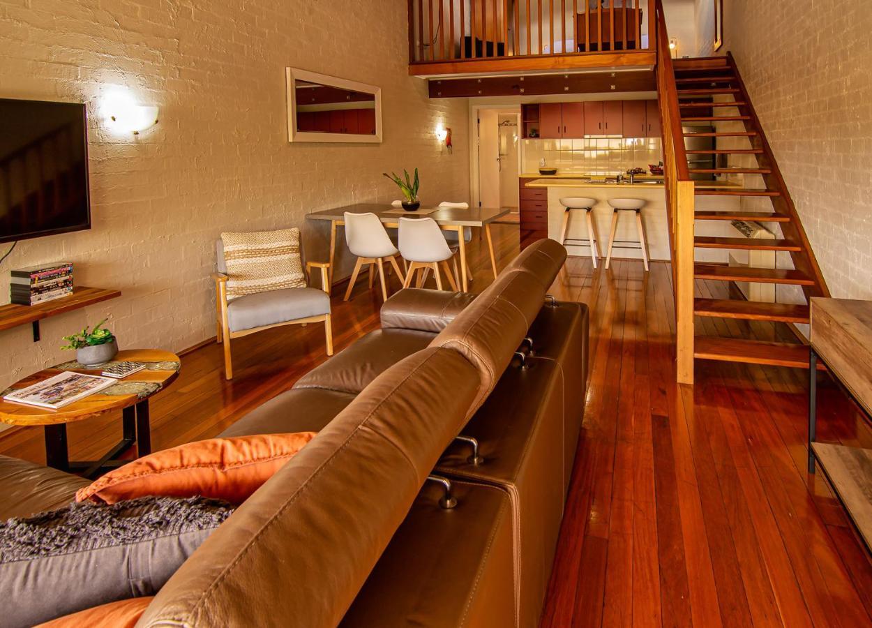 Great Escape Lofts Aparthotel Gloucester Buitenkant foto