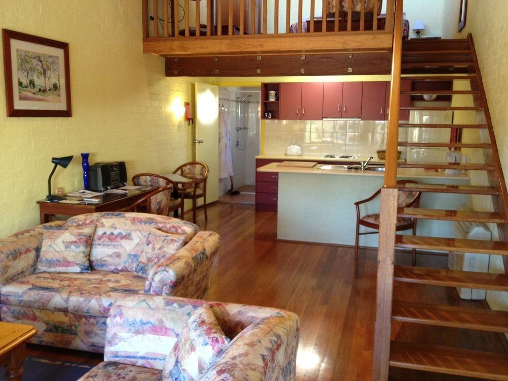Great Escape Lofts Aparthotel Gloucester Buitenkant foto