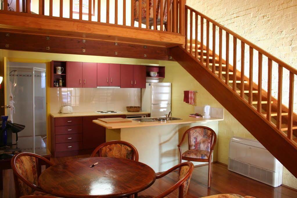 Great Escape Lofts Aparthotel Gloucester Buitenkant foto